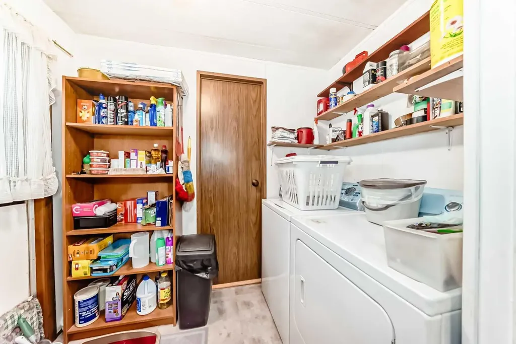 99 Arbour Lake Road NW Calgary AB T3G 4E4