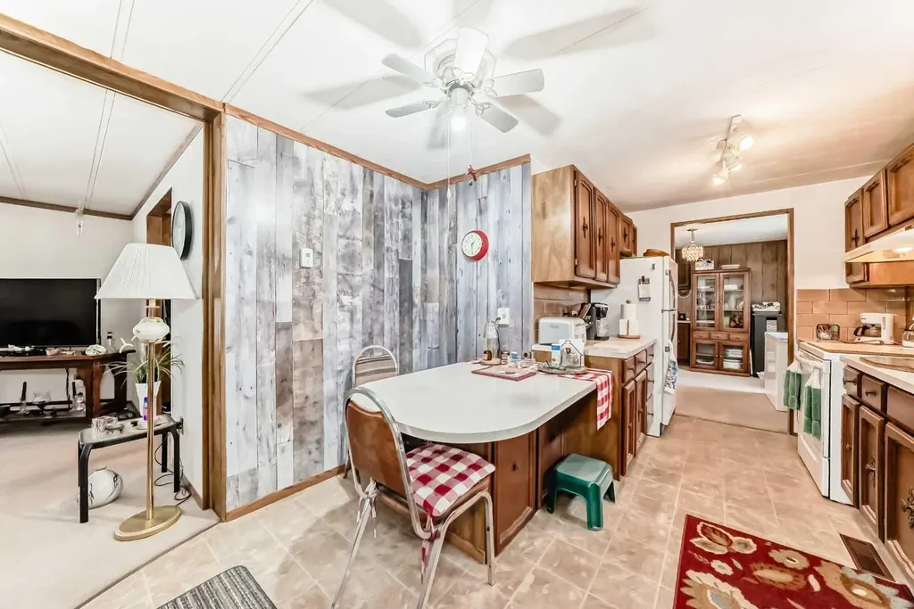 99 Arbour Lake Road NW Calgary AB T3G 4E4