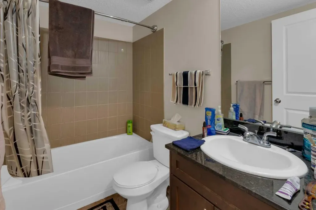 625 Glenbow Drive Cochrane AB T4C0S7