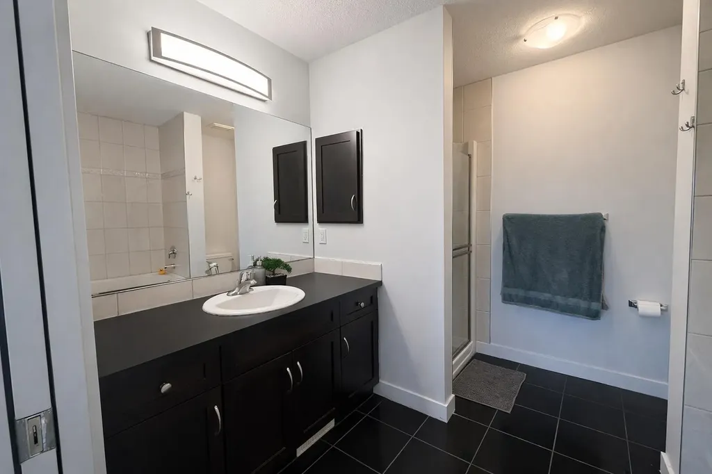 292 Rainbow Falls Drive Chestermere AB T1X 0E4