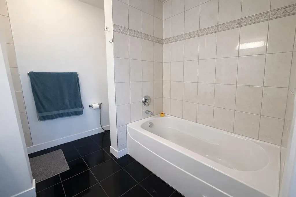 292 Rainbow Falls Drive Chestermere AB T1X 0E4