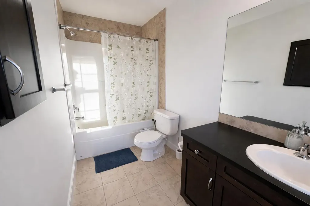 292 Rainbow Falls Drive Chestermere AB T1X 0E4