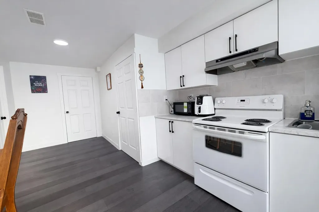 292 Rainbow Falls Drive Chestermere AB T1X 0E4