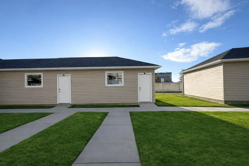 292 Rainbow Falls Drive Chestermere AB T1X 0E4