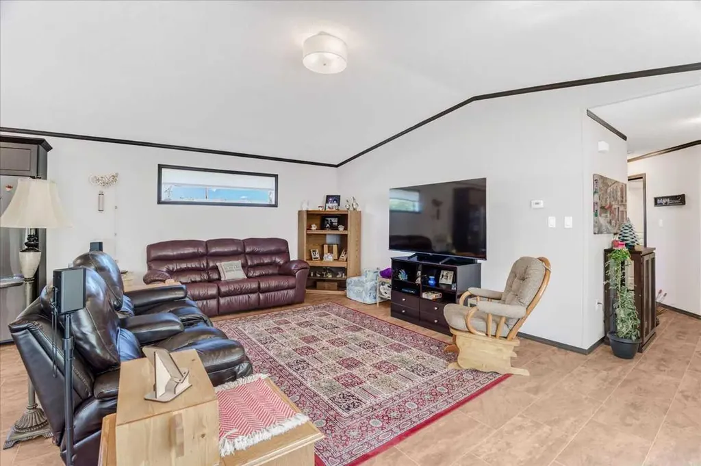 513 Railway Avenue Rural Vulcan County AB T0L0L0