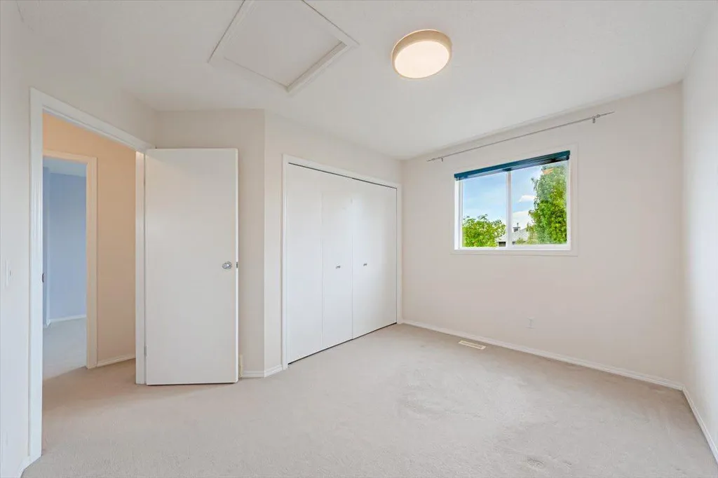 274 Bridleridge Way SW Calgary AB T2Y 4M6
