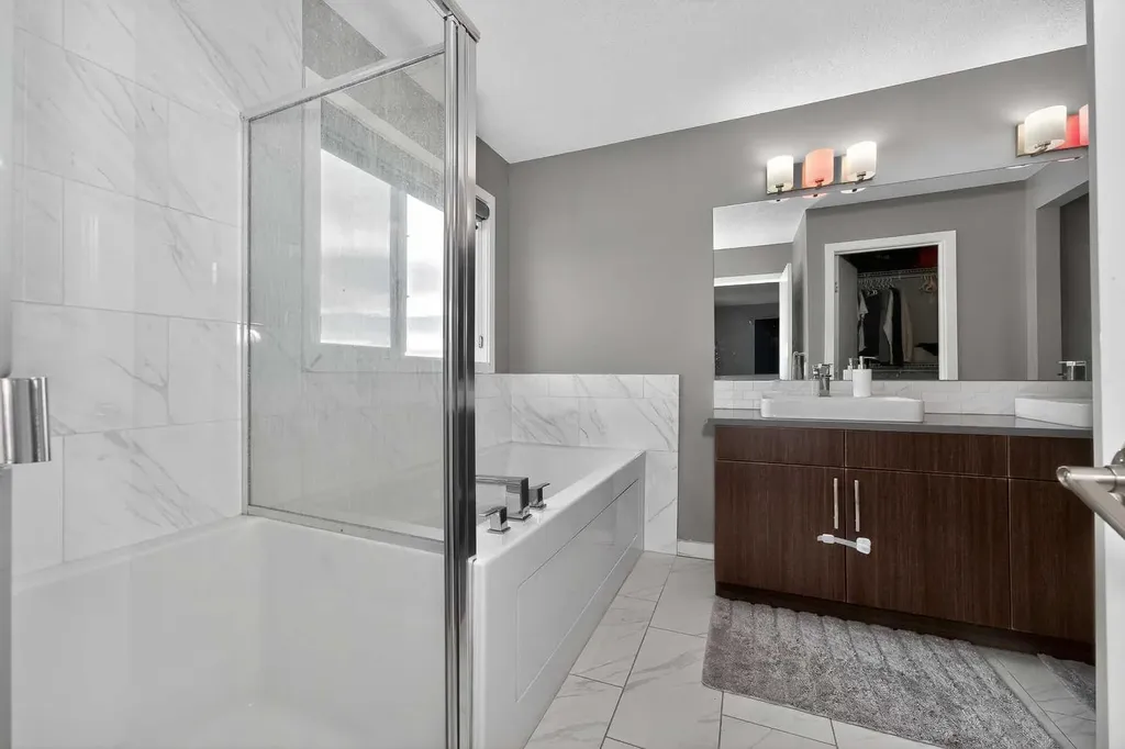 45 Redstone Drive NE Calgary AB T3J 0N2