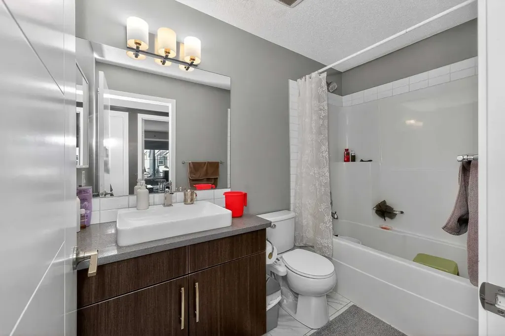 45 Redstone Drive NE Calgary AB T3J 0N2