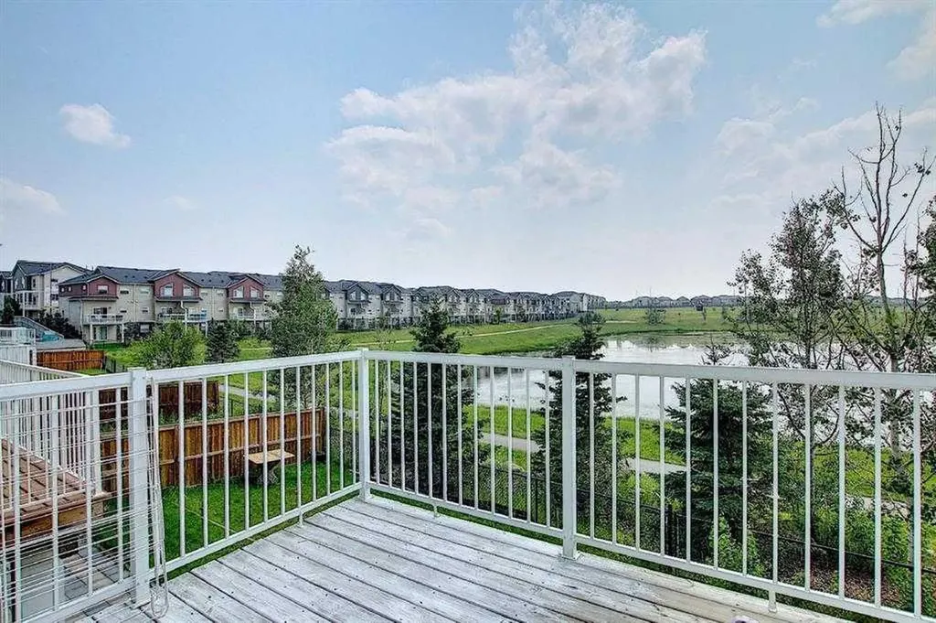 45 Redstone Drive NE Calgary AB T3J 0N2