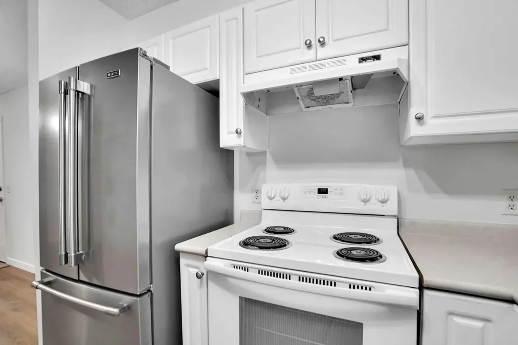 5500 Somervale Court SW Calgary AB T2Y4L9