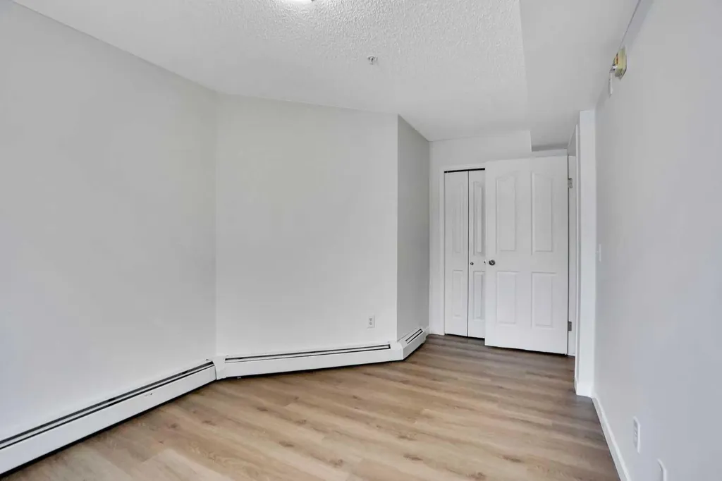 5500 Somervale Court SW Calgary AB T2Y4L9