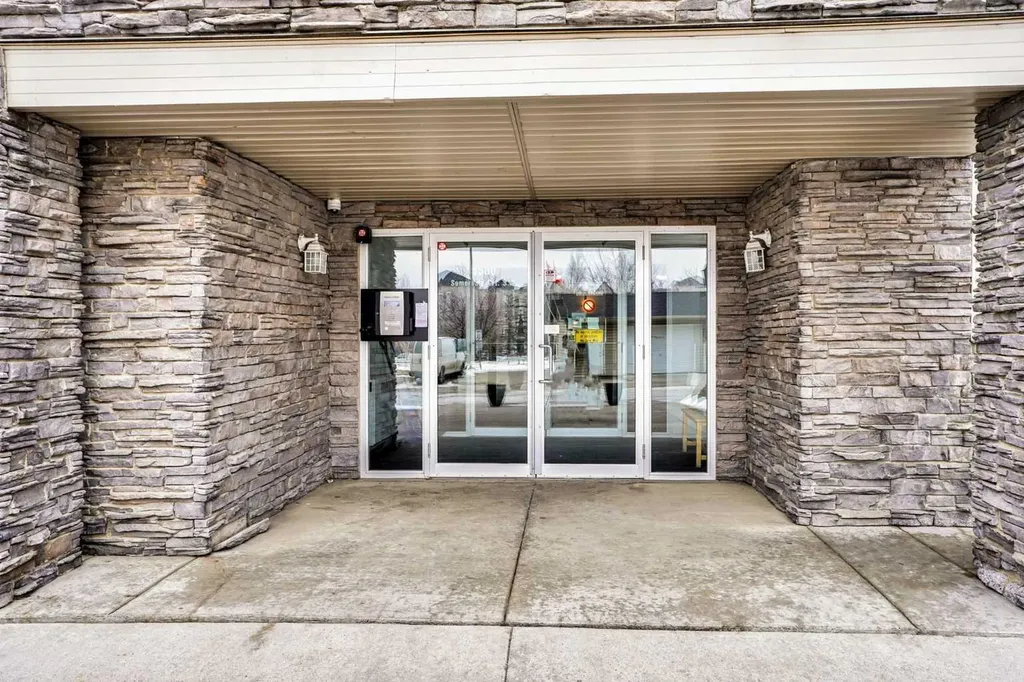 5500 Somervale Court SW Calgary AB T2Y4L9