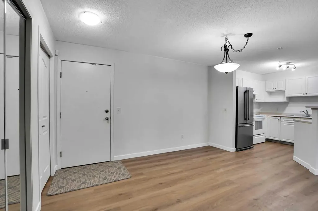 5500 Somervale Court SW Calgary AB T2Y4L9