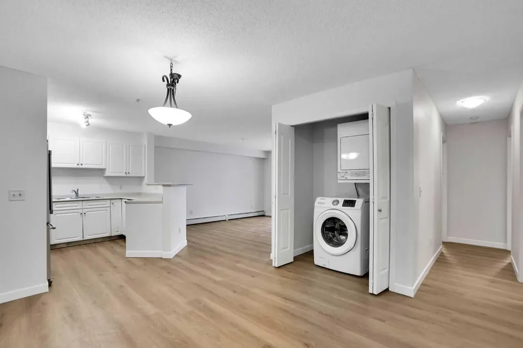 5500 Somervale Court SW Calgary AB T2Y4L9
