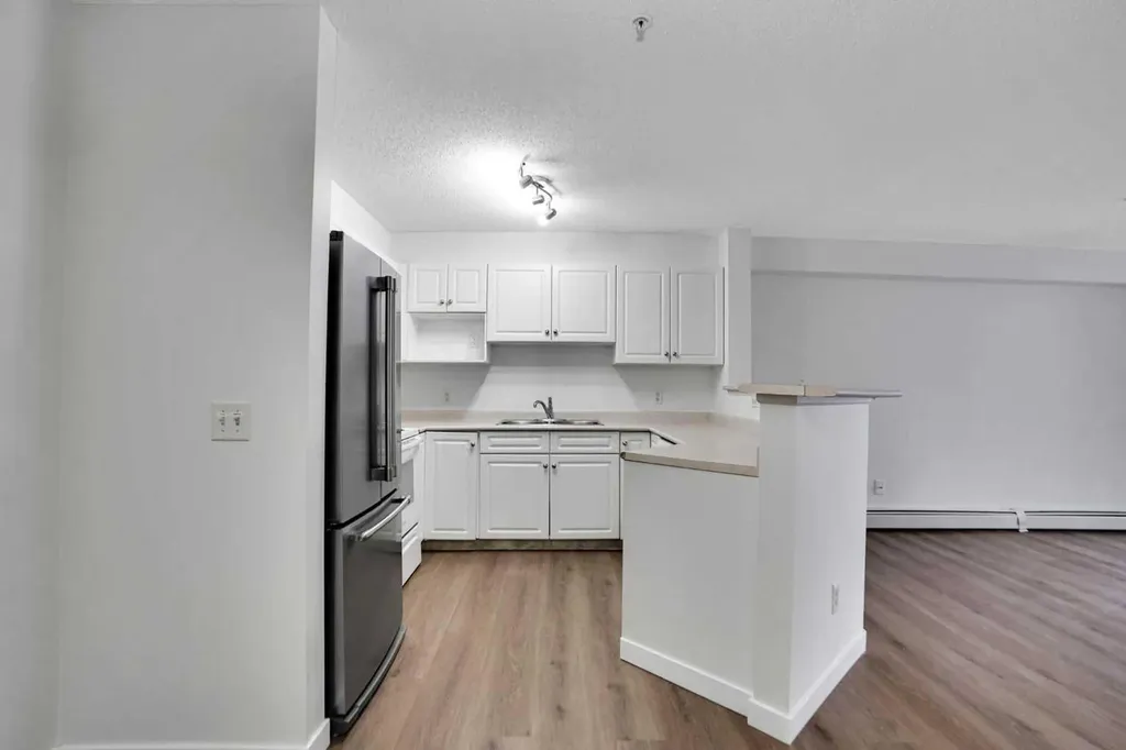 5500 Somervale Court SW Calgary AB T2Y4L9