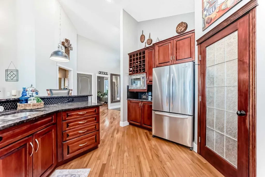 33 Boulder Creek Manor SE Langdon AB T0J1X3