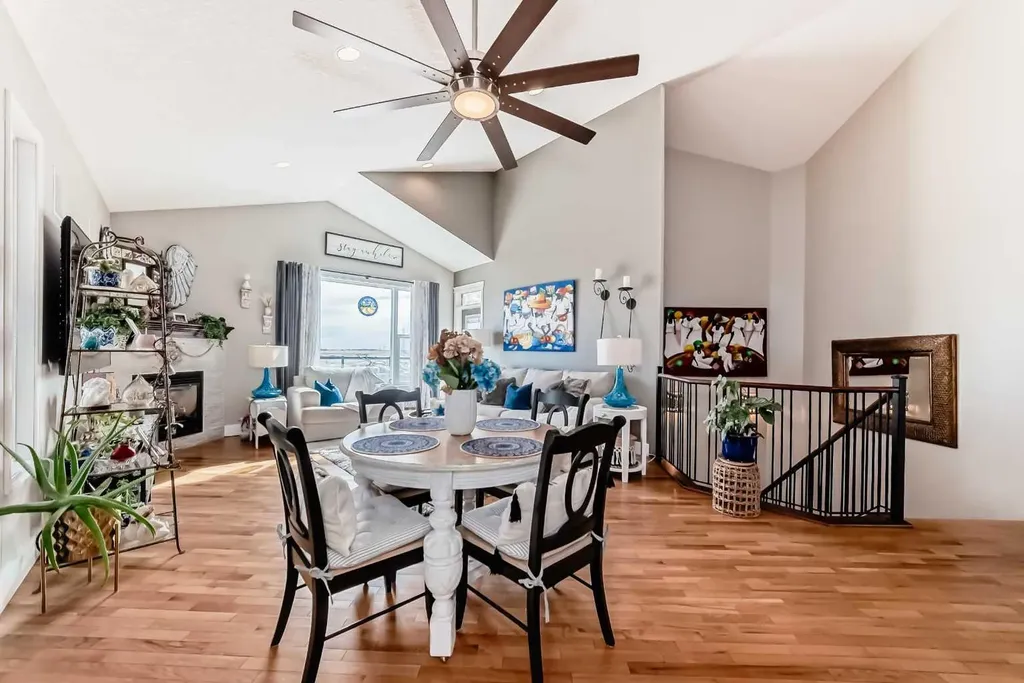 33 Boulder Creek Manor SE Langdon AB T0J1X3