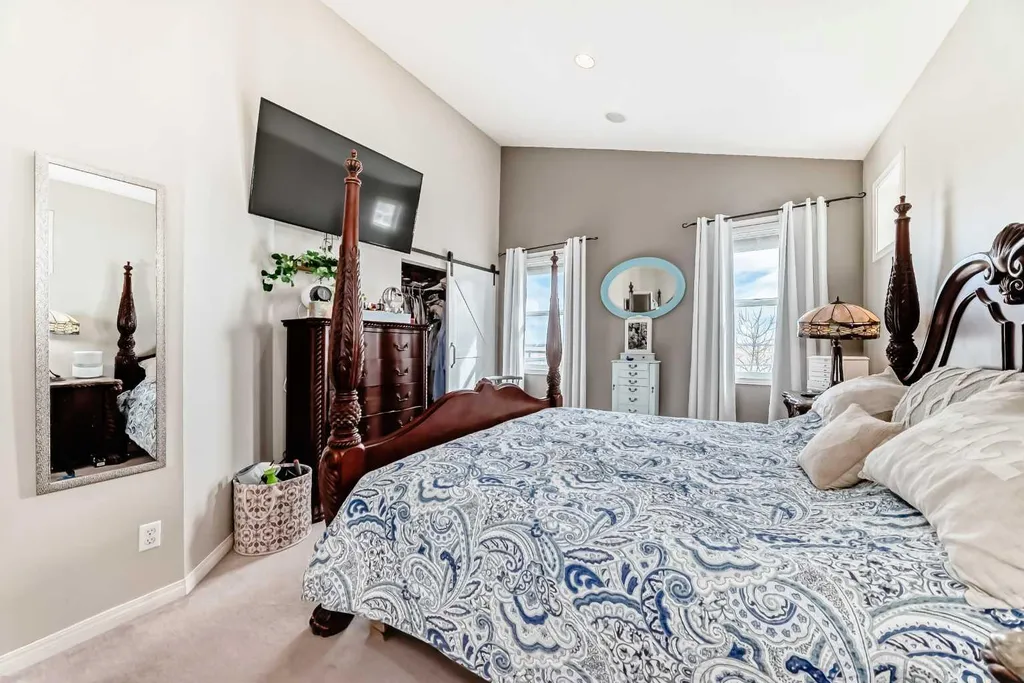 33 Boulder Creek Manor SE Langdon AB T0J1X3