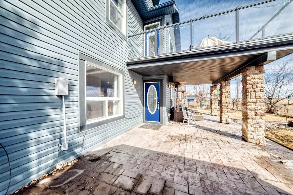 33 Boulder Creek Manor SE Langdon AB T0J1X3