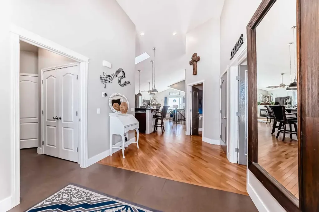 33 Boulder Creek Manor SE Langdon AB T0J1X3