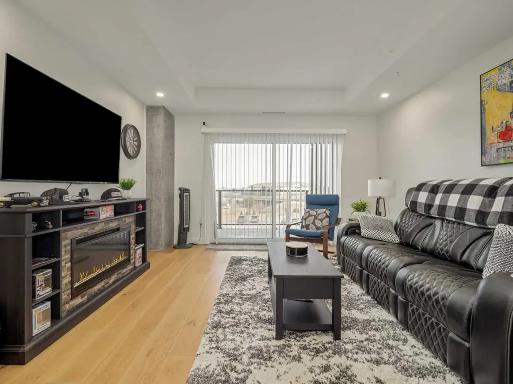 102 Scenic Drive N Lethbridge AB T1J 0J4