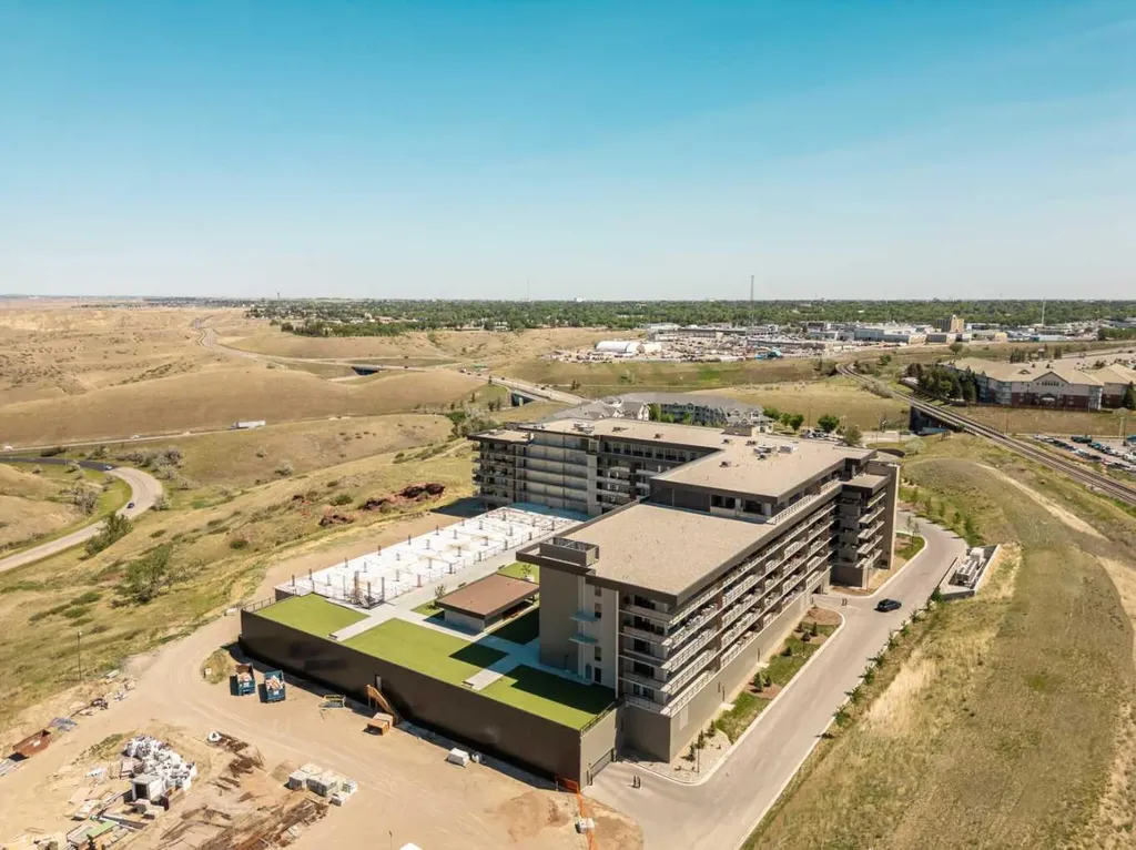102 Scenic Drive N Lethbridge AB T1J 0J4