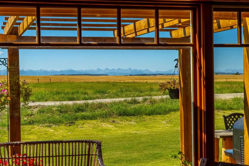 32 Aventerra Way Rural Rocky View County AB T3Z 0B1