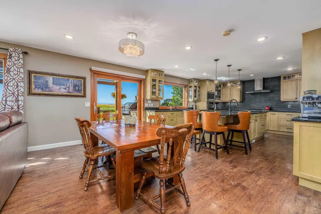 32 Aventerra Way Rural Rocky View County AB T3Z 0B1