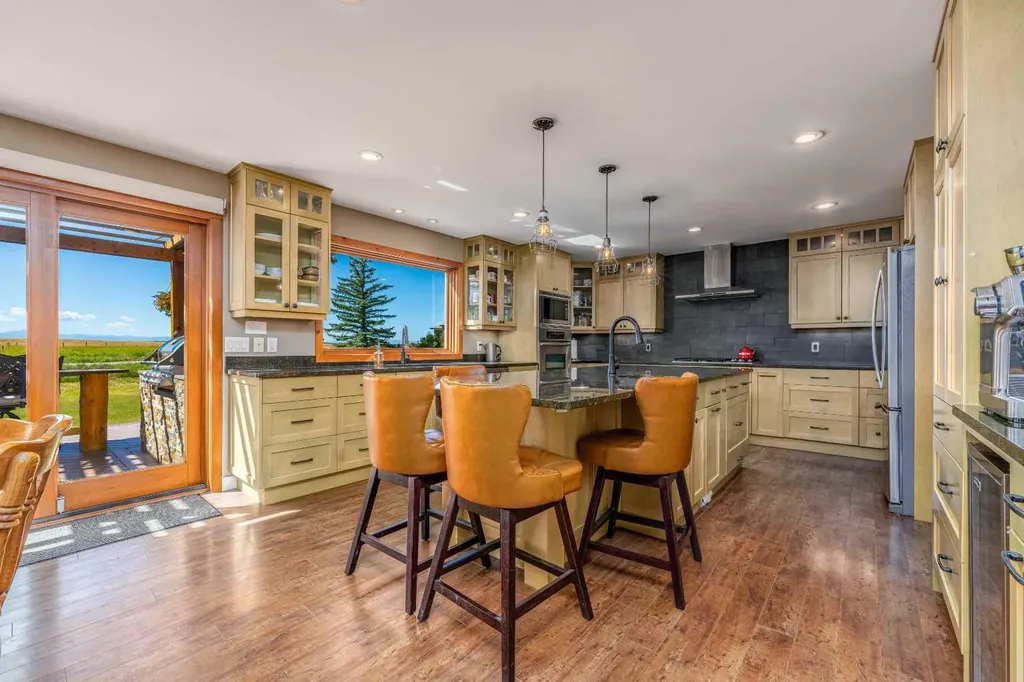 32 Aventerra Way Rural Rocky View County AB T3Z 0B1