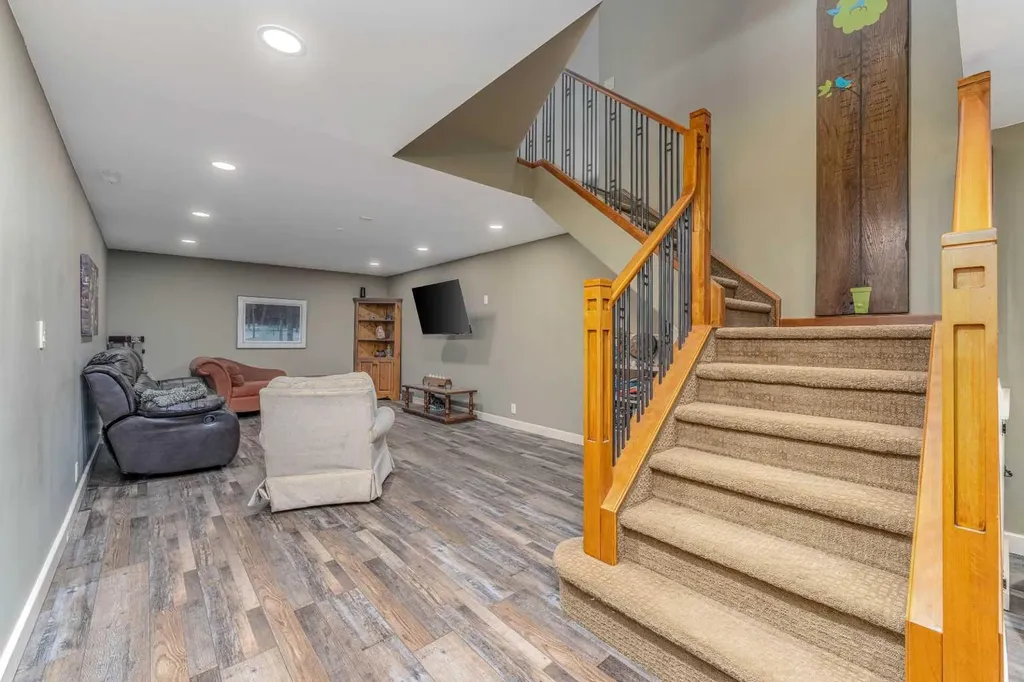 32 Aventerra Way Rural Rocky View County AB T3Z 0B1
