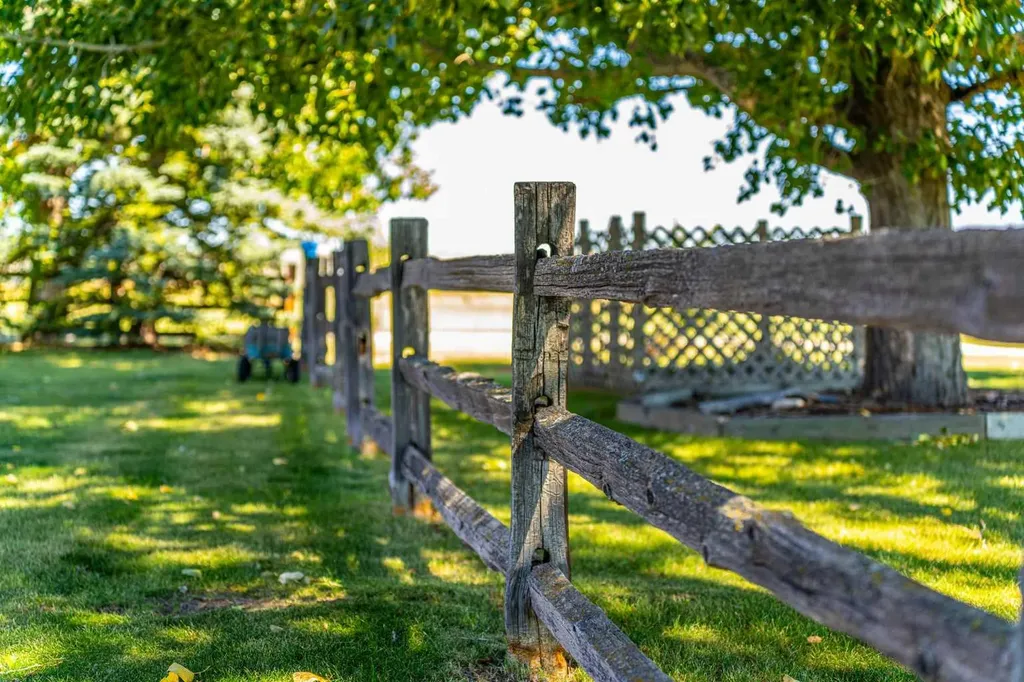 32 Aventerra Way Rural Rocky View County AB T3Z 0B1