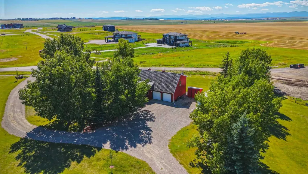 32 Aventerra Way Rural Rocky View County AB T3Z 0B1