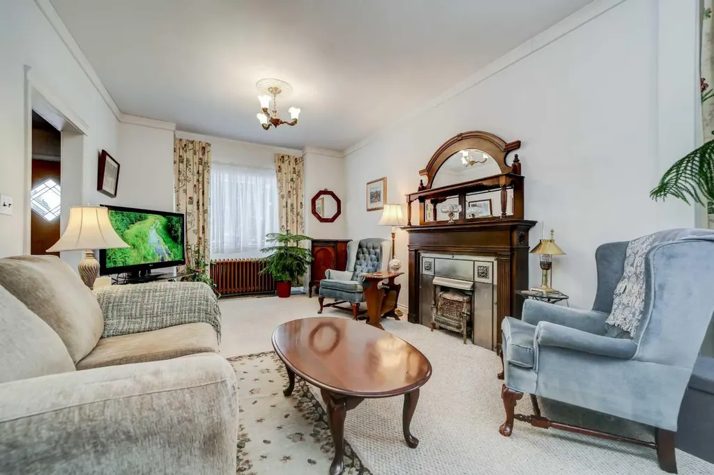 1158 Albert Avenue Pincher Creek AB T0K1W0