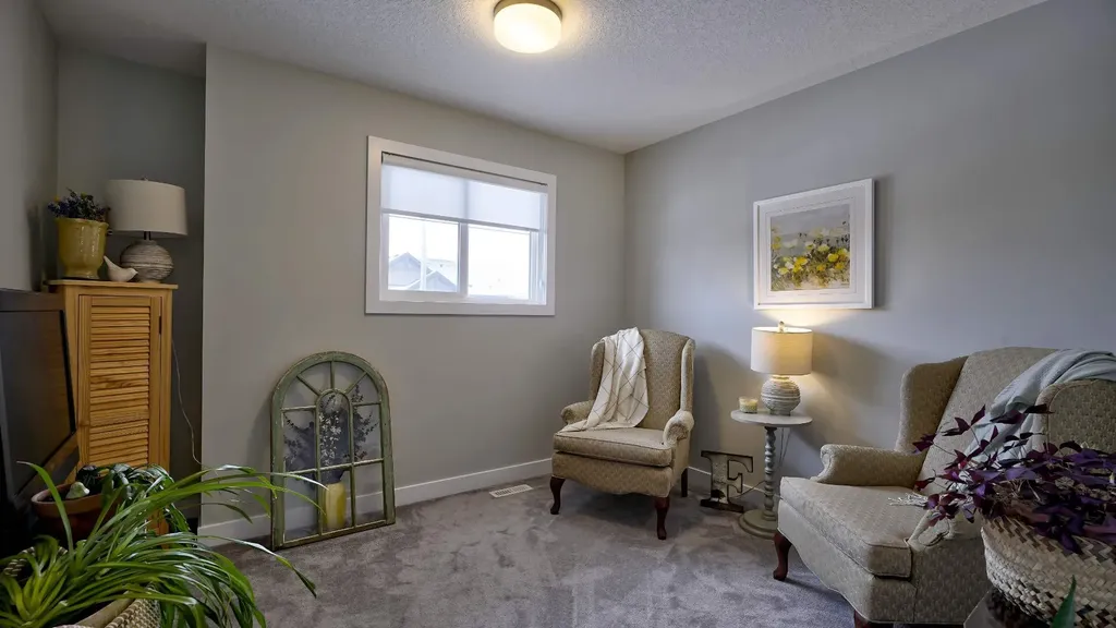 135 Reunion Loop NW Airdrie AB T4B 4J6