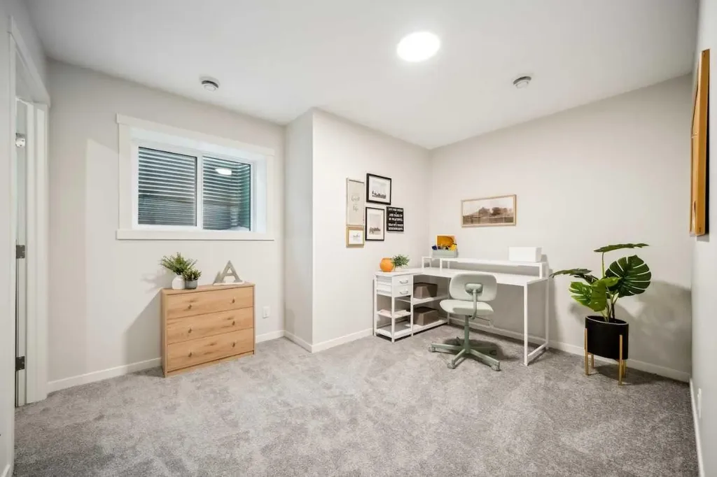 231 Vantage Drive Cochrane AB T4C3G5