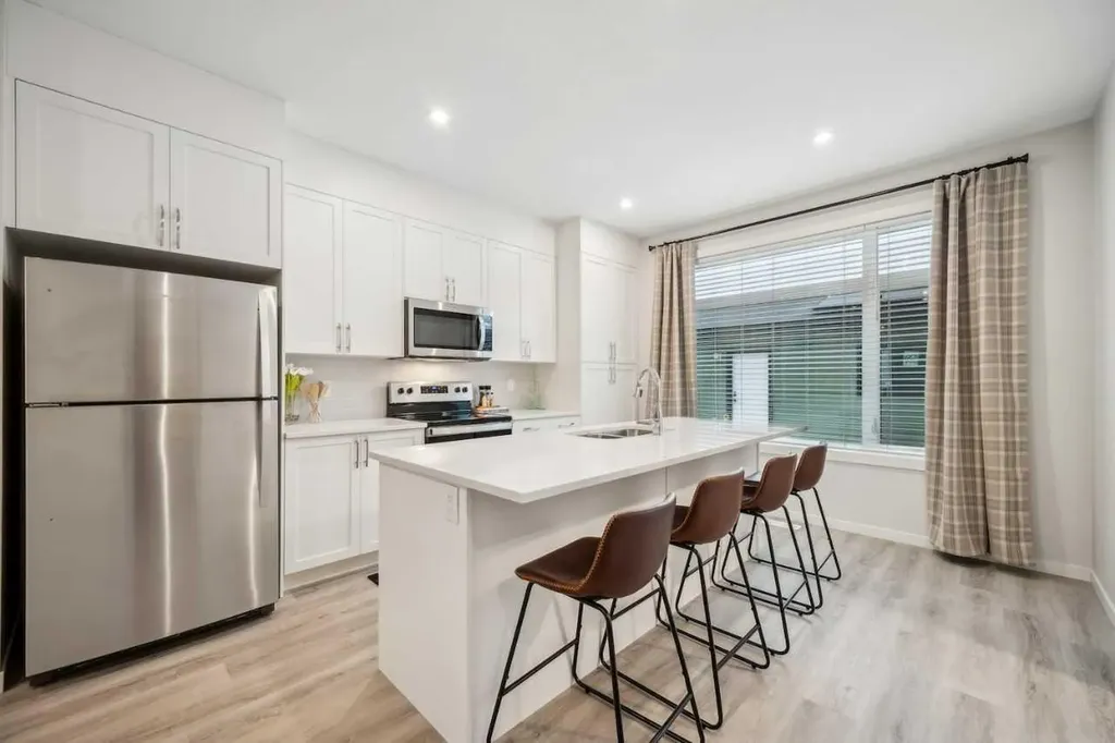 231 Vantage Drive Cochrane AB T4C3G5