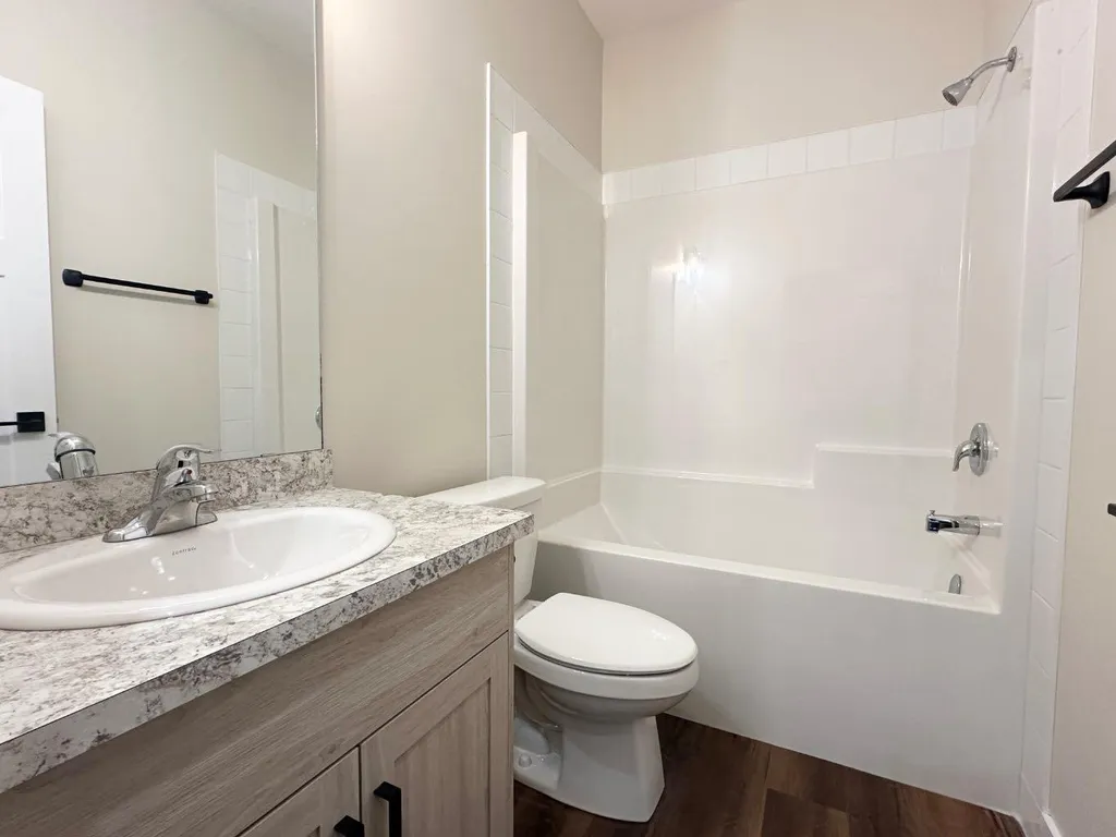 54 Lakeview Place Whitecourt AB T7S 1T5
