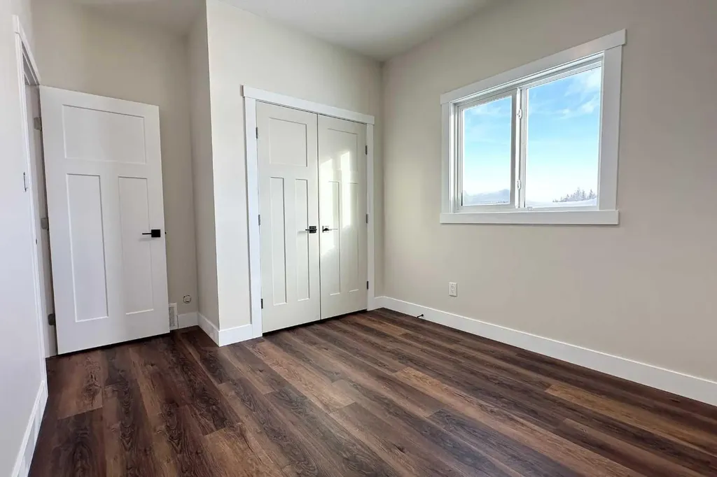 54 Lakeview Place Whitecourt AB T7S 1T5