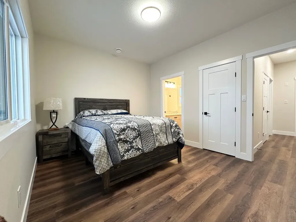 54 Lakeview Place Whitecourt AB T7S 1T5