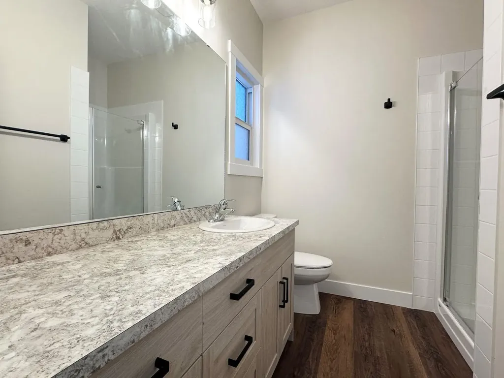 54 Lakeview Place Whitecourt AB T7S 1T5