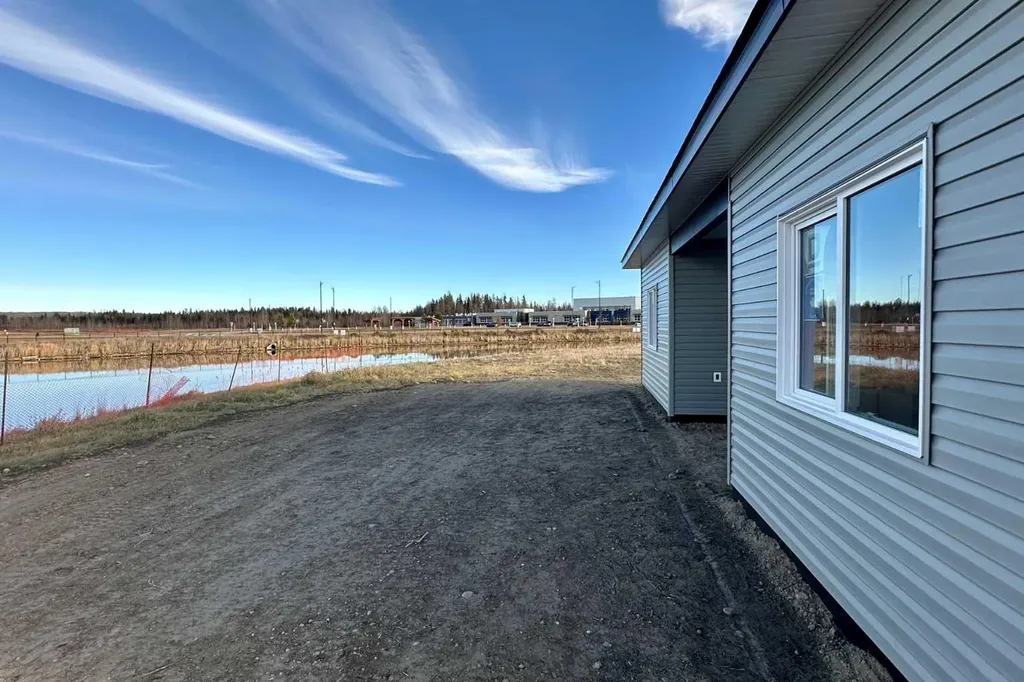 54 Lakeview Place Whitecourt AB T7S 1T5