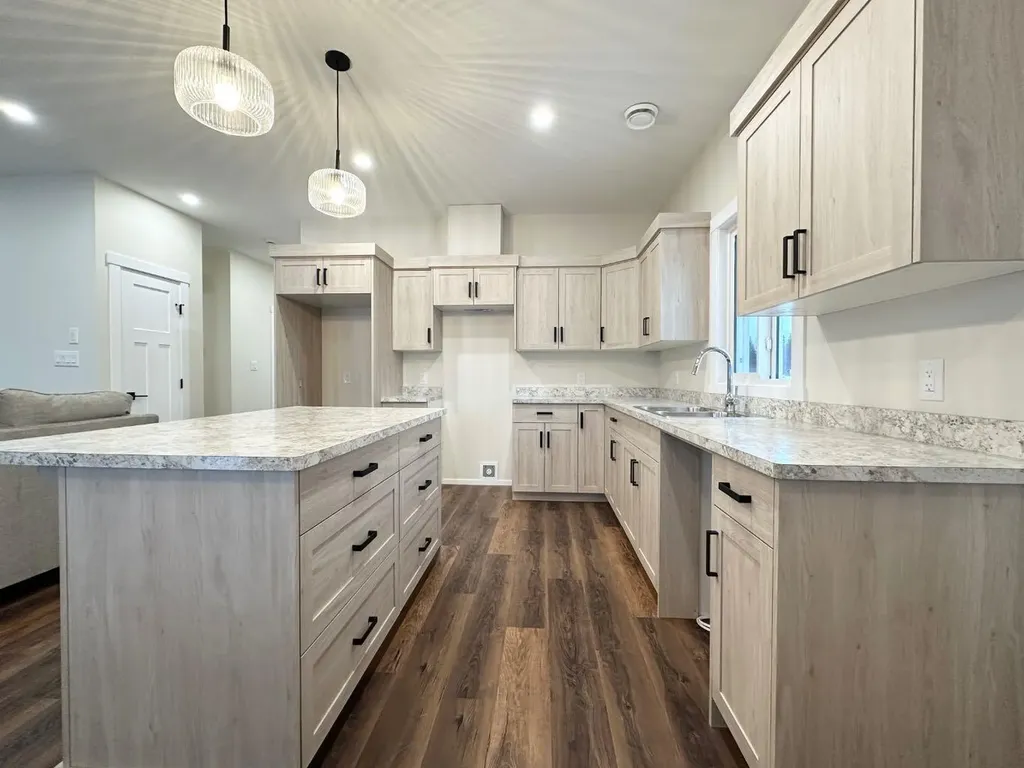 54 Lakeview Place Whitecourt AB T7S 1T5