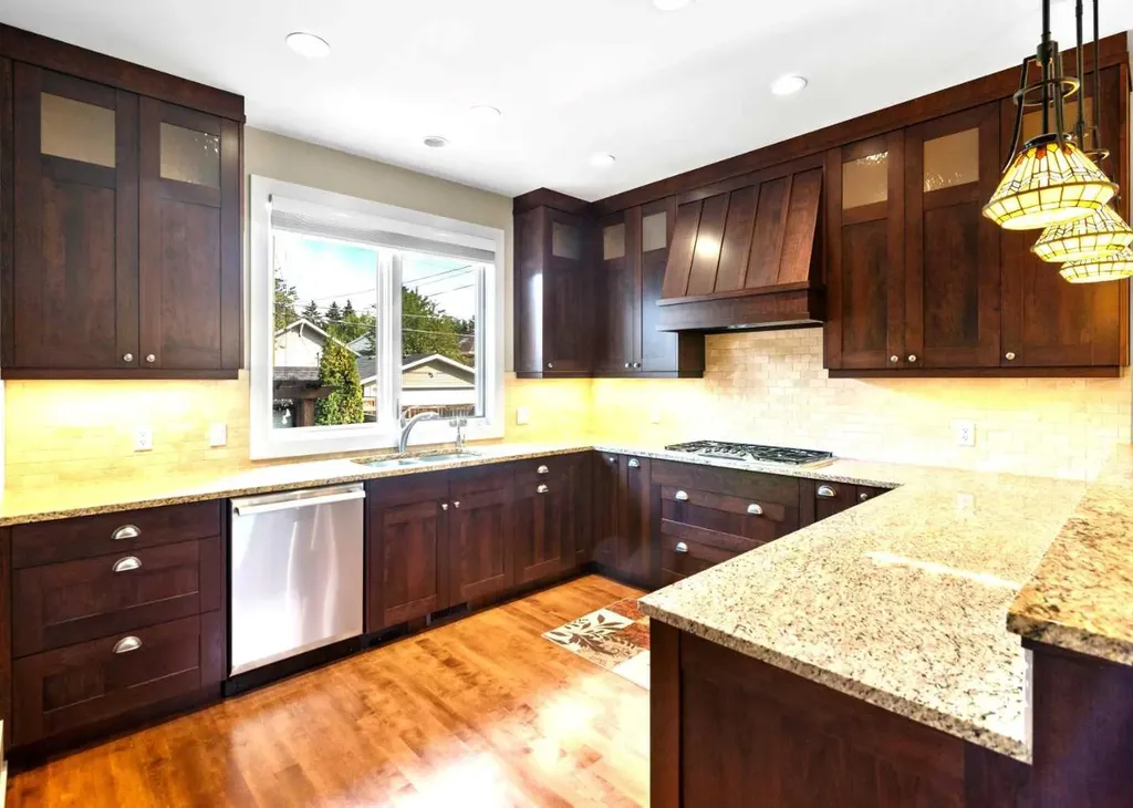 1428 2a Street NW Calgary AB T2M 2X4