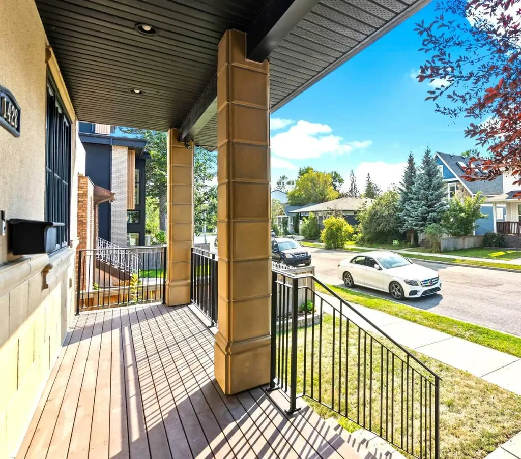 1428 2a Street NW Calgary AB T2M 2X4