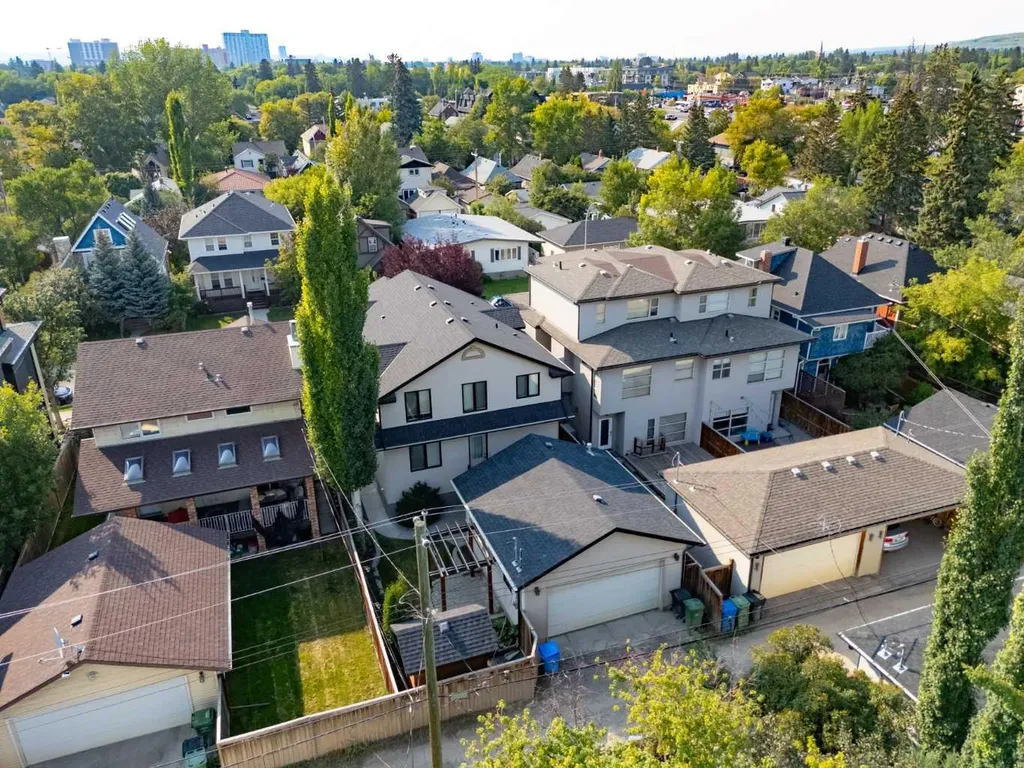 1428 2a Street NW Calgary AB T2M 2X4
