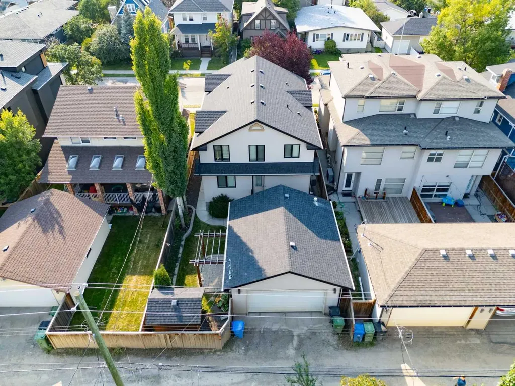 1428 2a Street NW Calgary AB T2M 2X4