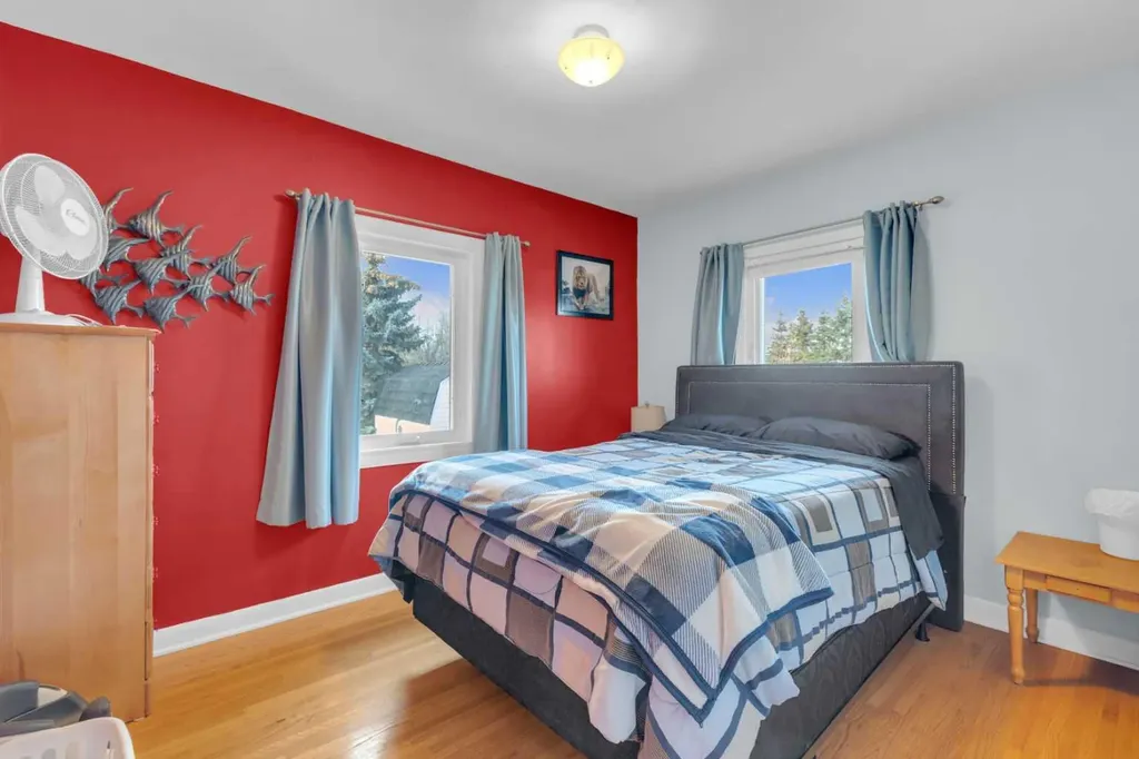 602 Partridge Drive Pelican Point AB T0B0H0