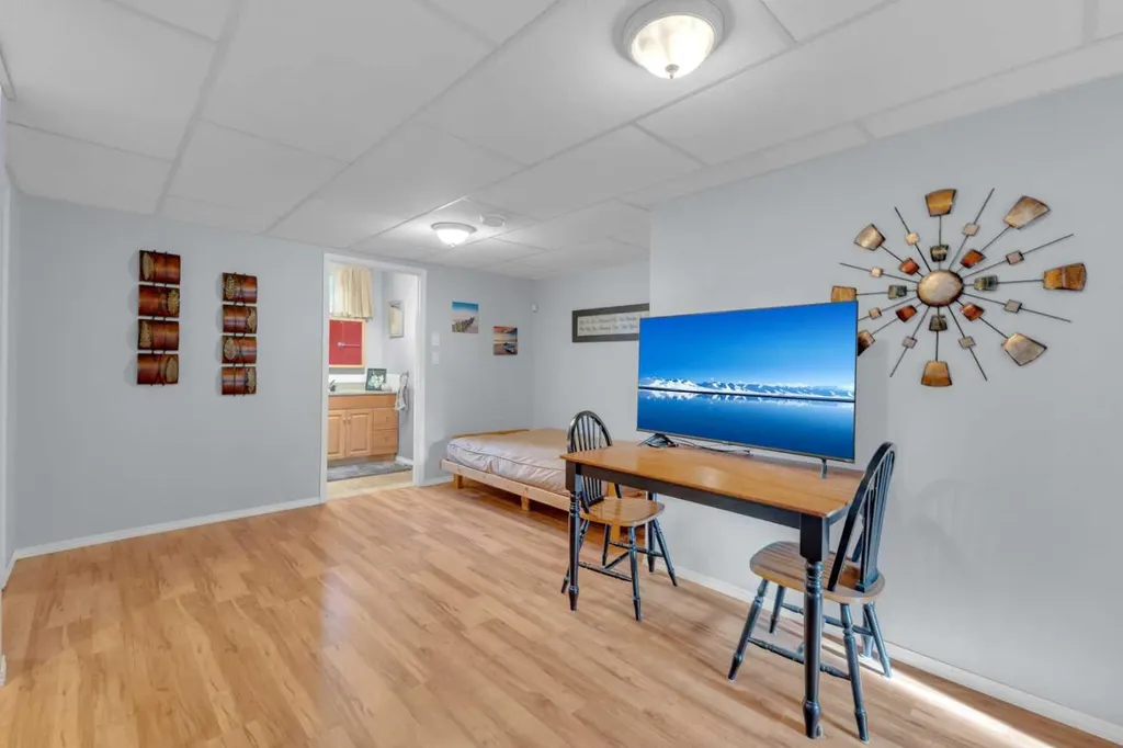 602 Partridge Drive Pelican Point AB T0B0H0