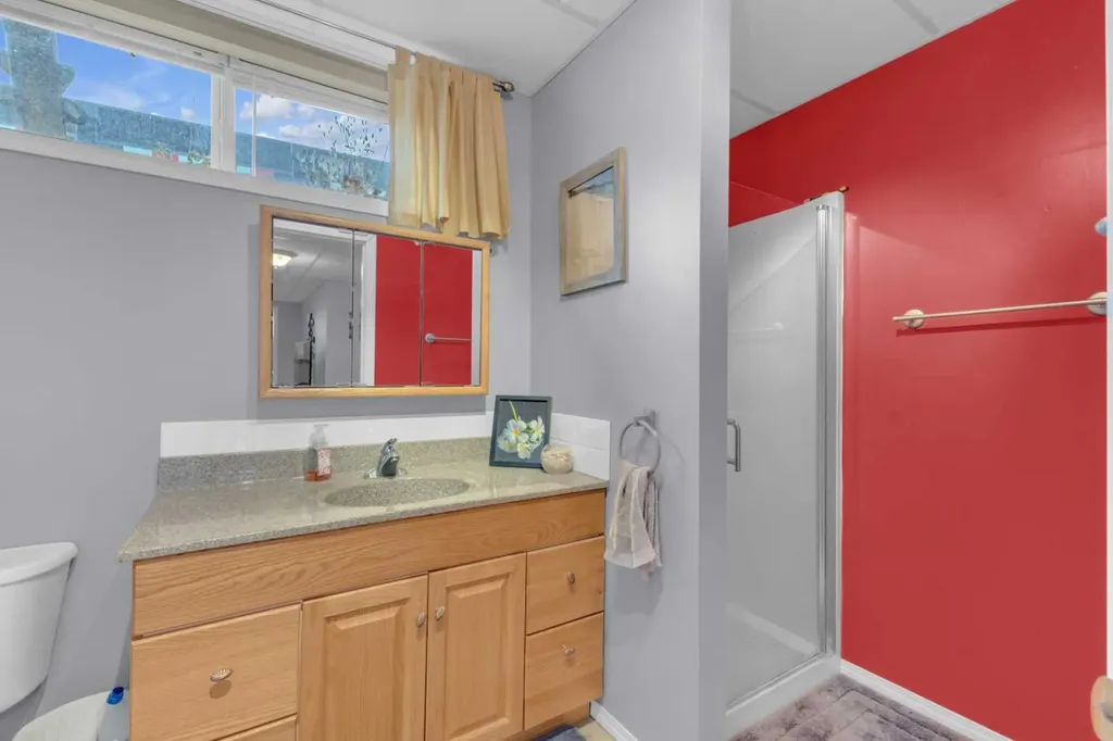 602 Partridge Drive Pelican Point AB T0B0H0