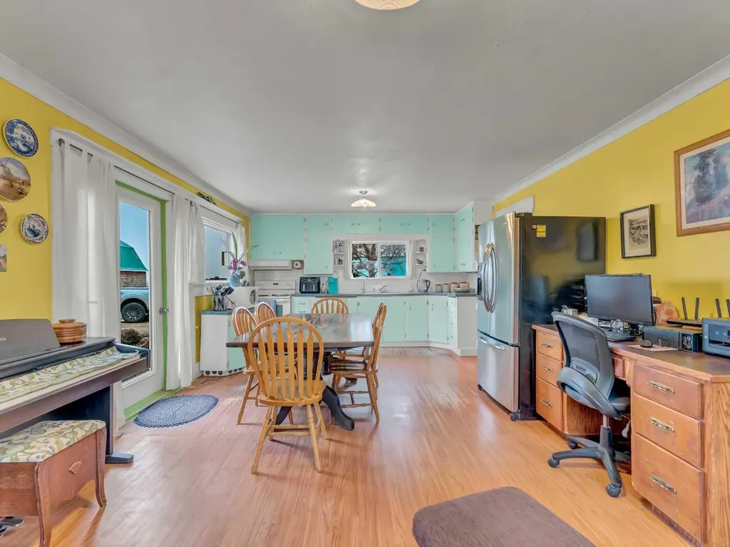 112079 Township Road 100 Bow Island AB T0K 0G0